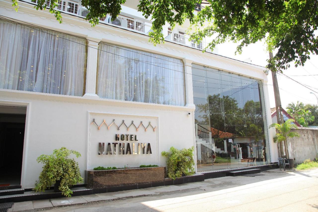 Hotel Nathaliya Katunayaka Exterior foto